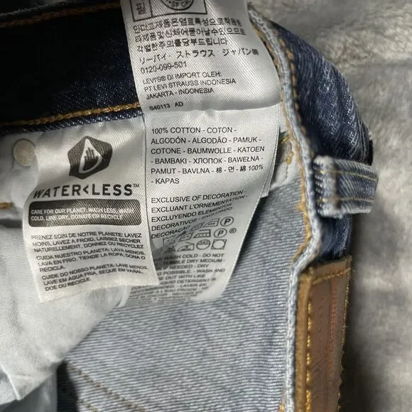 Levi's 501 Jeans Womens W25 L30 Blue Medium Wash Straight Button Fly Classic - Picture 9 of 14